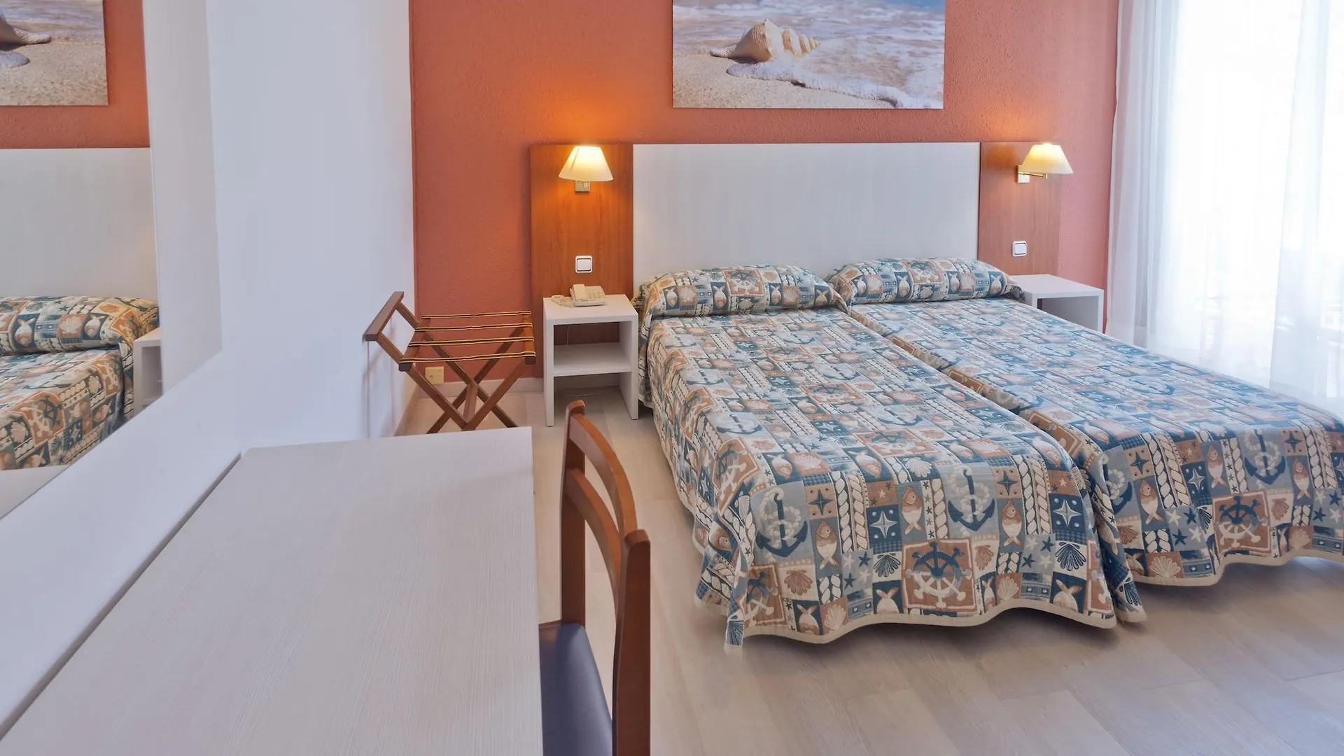 Ght Balmes, Hotel-Aparthotel&Splash Calella Hotel